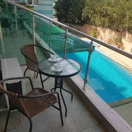 First Sea Line Coast Friends Apartamento *